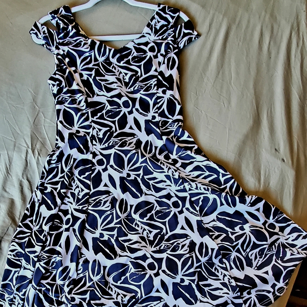 HELYO Women's Elegant Cold Shoulder Dress